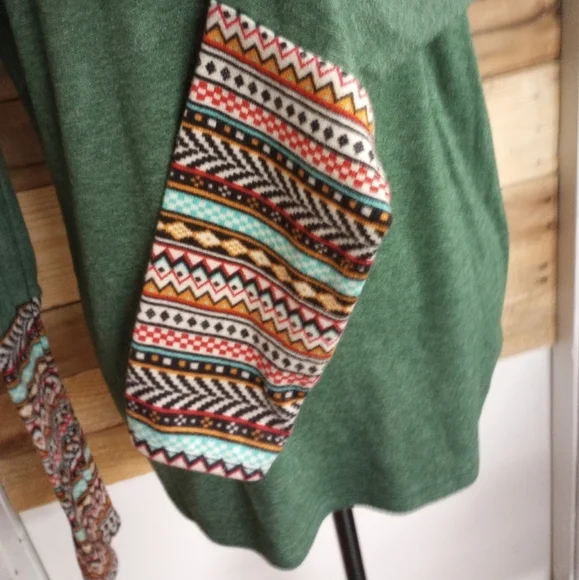 POGTMM Women's Fall Long Sleeve Tops Aztec Southwest Pattern T-Shirt Large - Picture 4 of 10